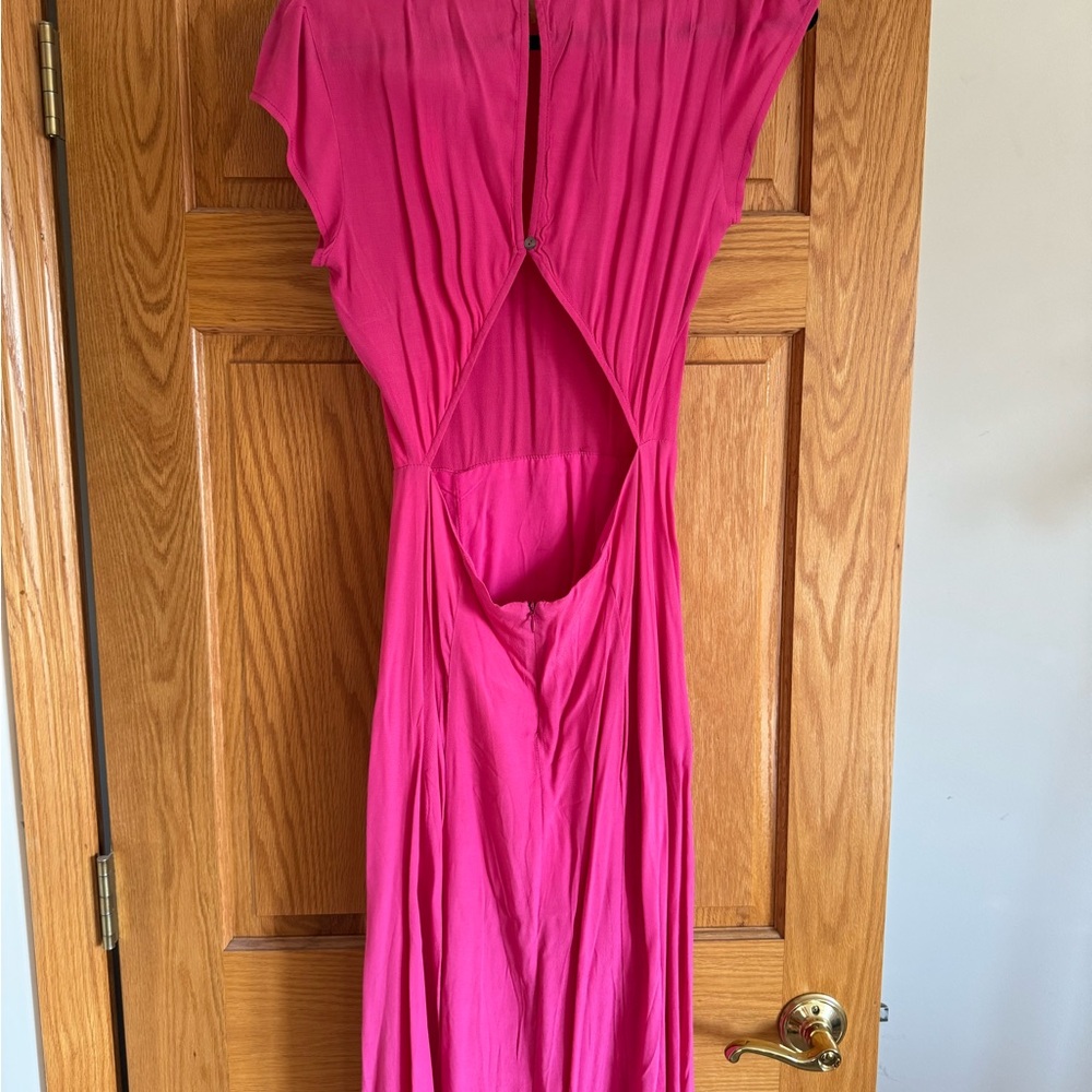 New with tags! Pink midi dress with slit and open back - Picture 2 of 3
